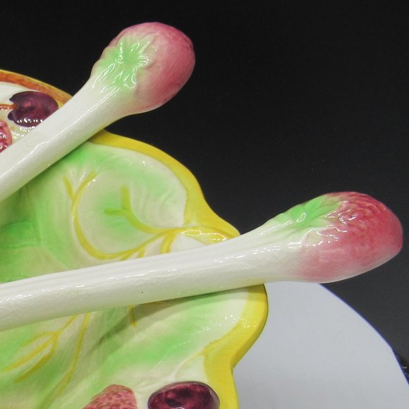 VINTAGE CARLTON WARE THREE PIECE SALAD SERVER. 9 1/2 INCHES IN DIAMETER. - Picture 6 of 9